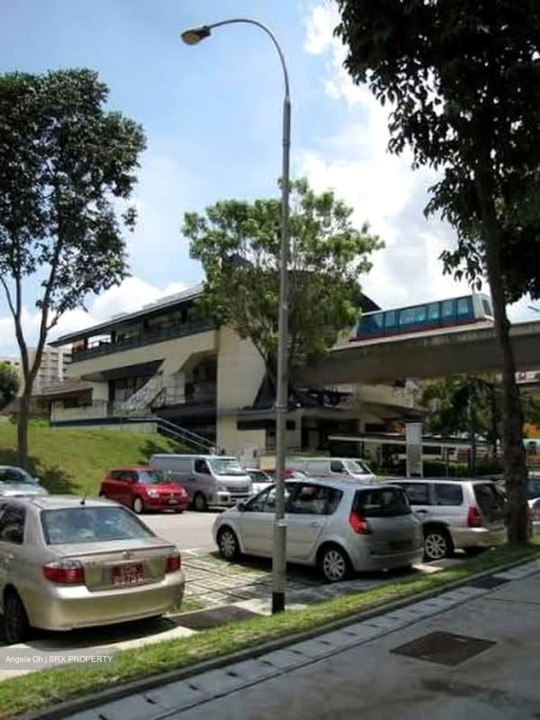 Blk 233 Pending Road (Bukit Panjang), HDB Executive #565644231